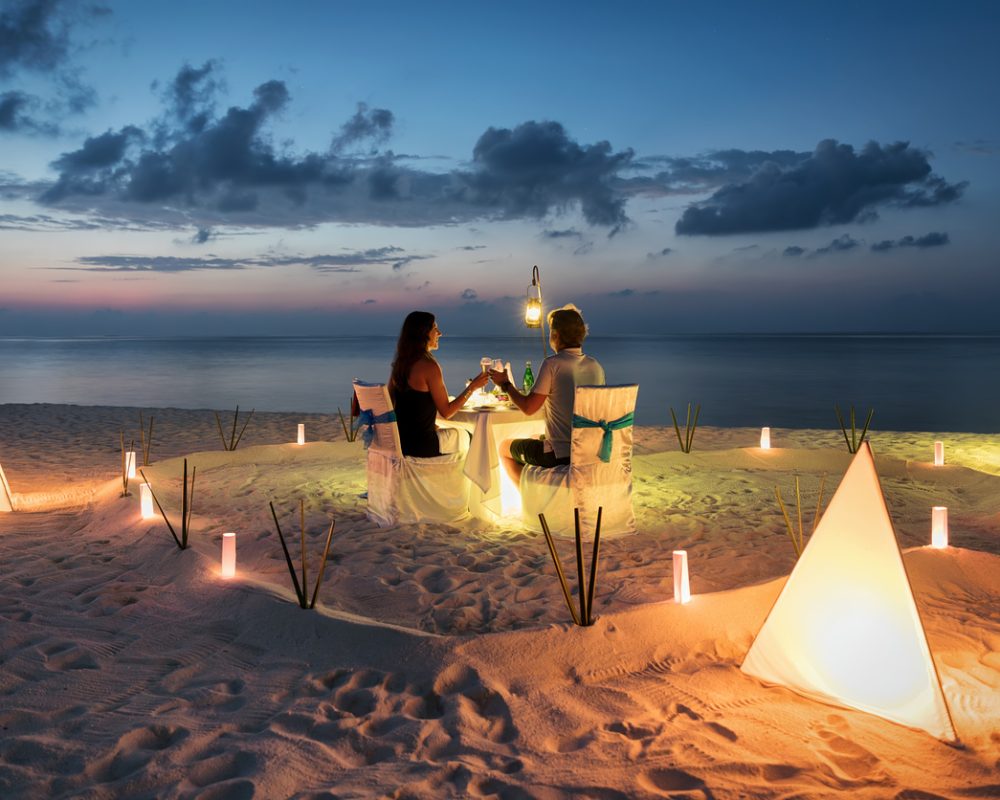 Honeymoon-couple-is-having-a-private-romantic-dinner-q76bthhmxumkz0fzm201r34pyy6ewvw33q73hs22io